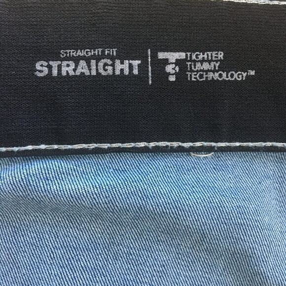 Lane Bryant Medium Wash Straight Leg Fit Jeans 26 - Picture 12 of 12